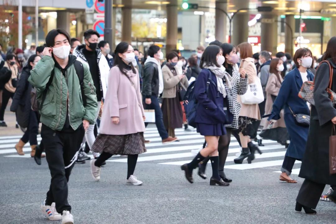 日本“封国”至明年1月底！经济或要到2022年才能恢复